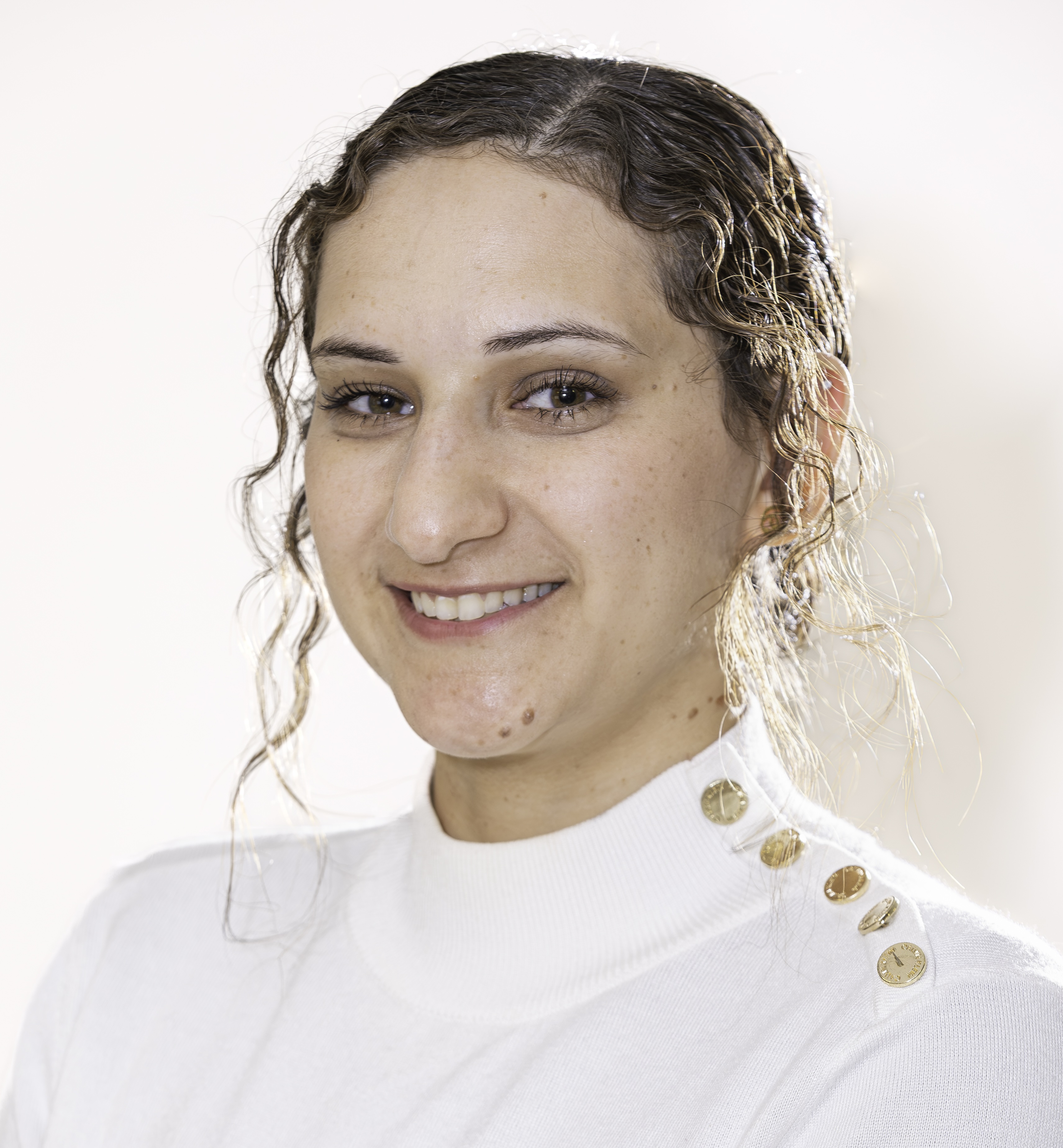 Ahlam Ashkar, NP